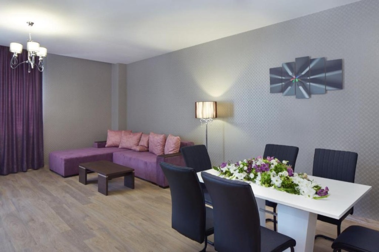 2 Bedrooms Deluxe Suite