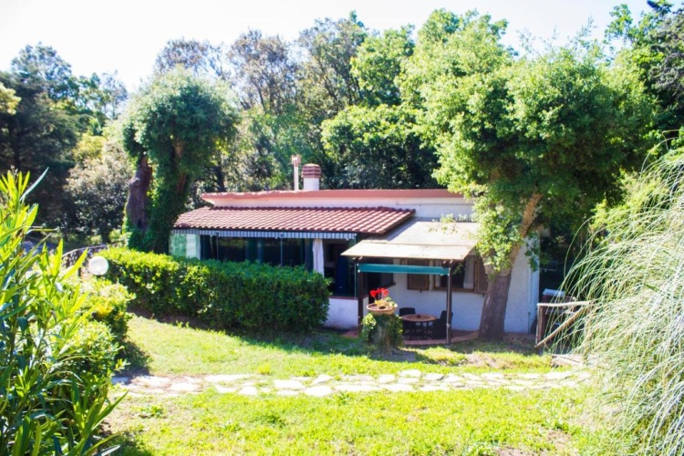 2 Bedrooms Chalet
