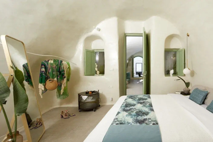 Gitsa Cliff Luxury Villa