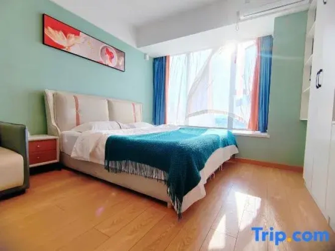 Standard Double room with city view