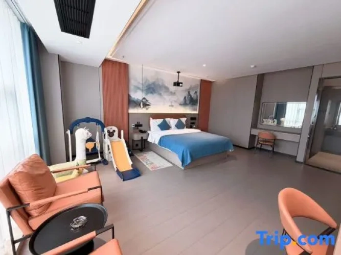 1 Bedroom Family Suite