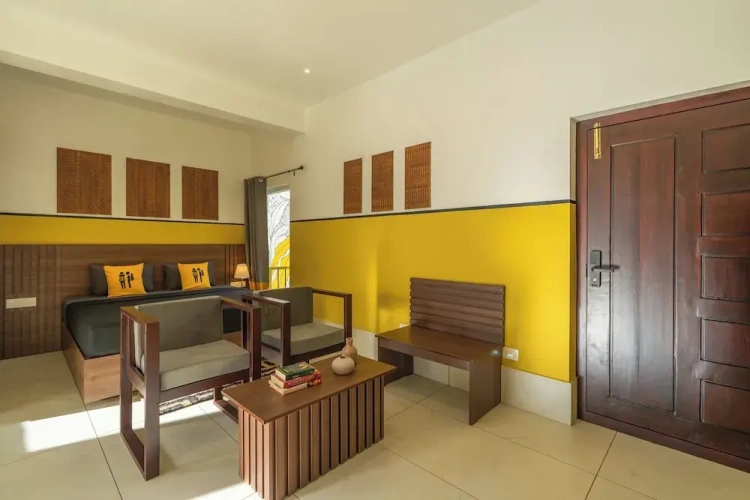 Deluxe Quadruple room with balcony