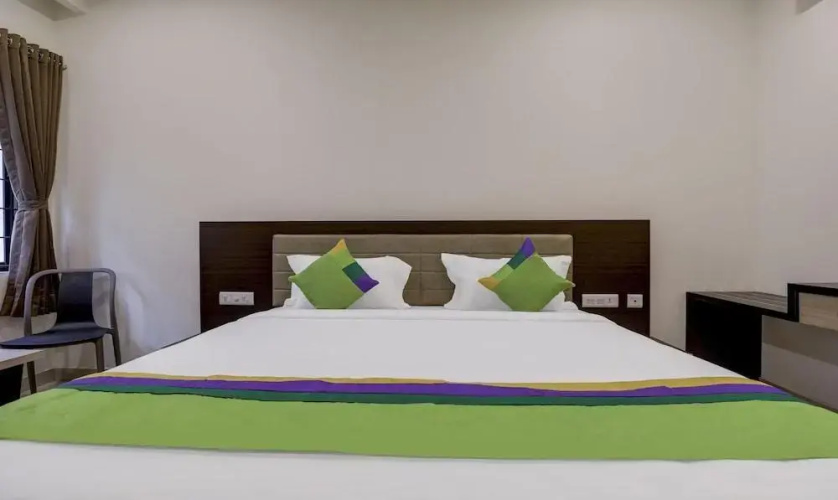 Samit Suites by Treebo