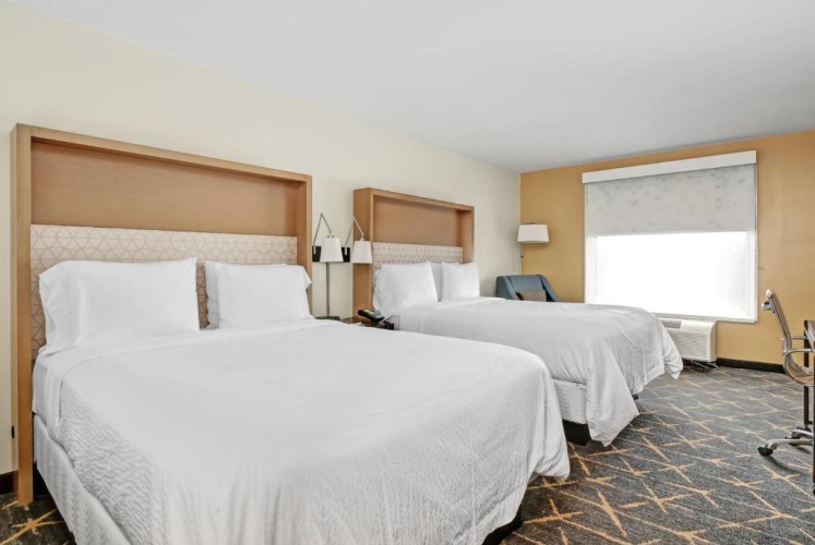 Standard Quadruple room with courtyard view