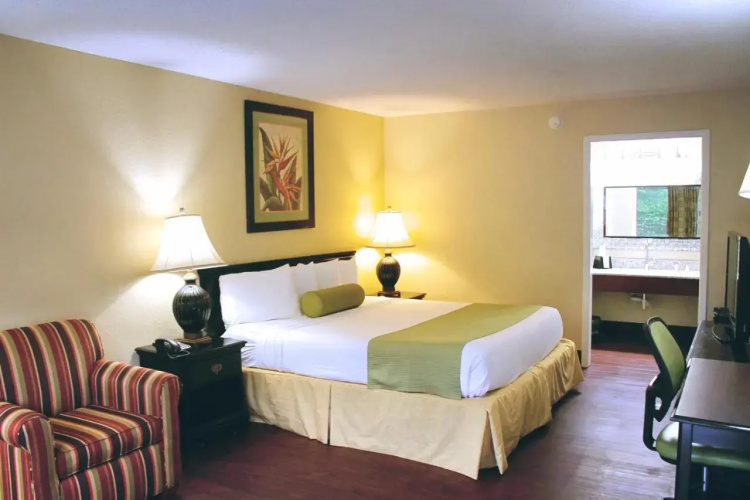 Ramada Limited Marianna