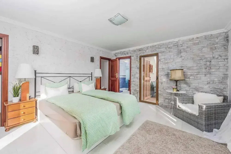 Villa Alejandra
