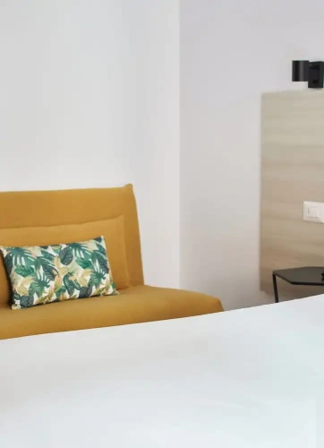 Deluxe Double room with city view
