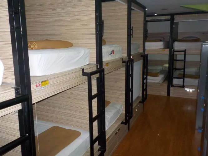 CX Hostel Legian Kelod