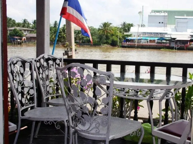 Baanbon Homestay