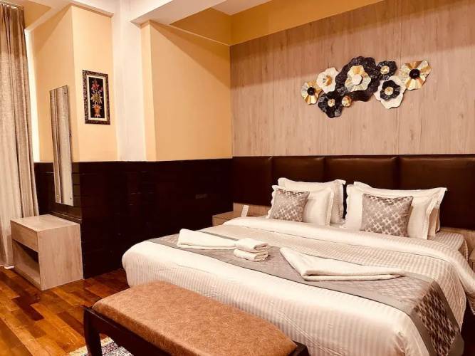 Silver Cloud Hotel