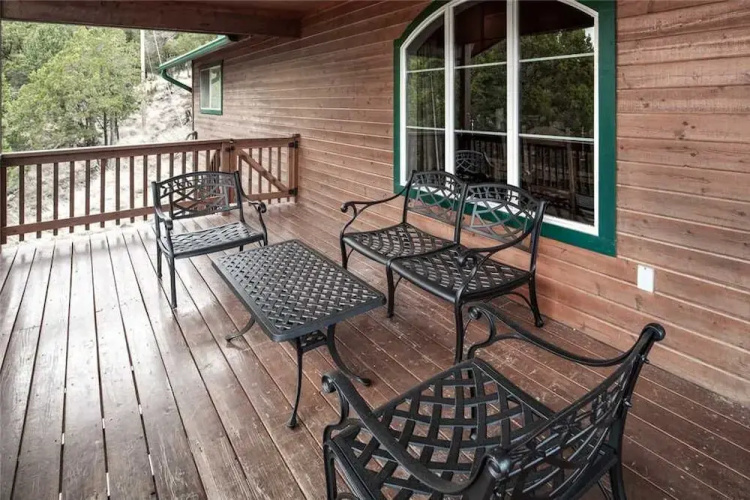 About Time - Three Bedroom Cabin