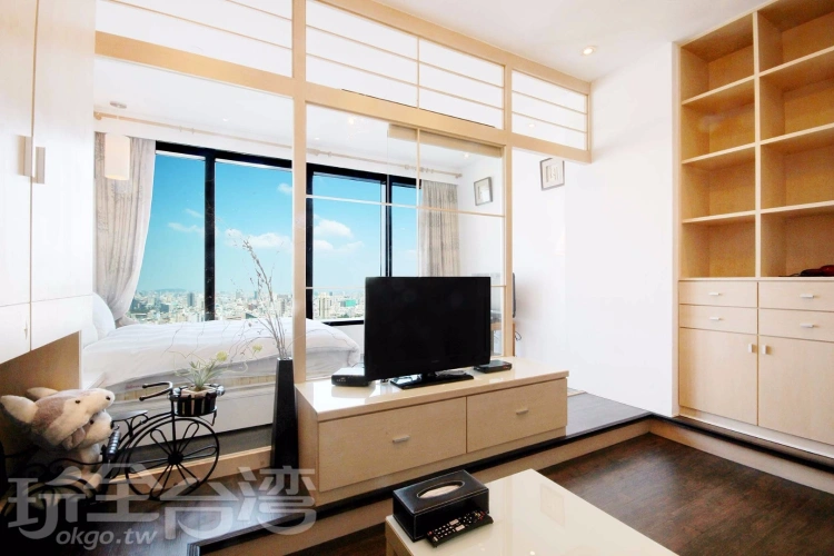 Standard Double room with city view