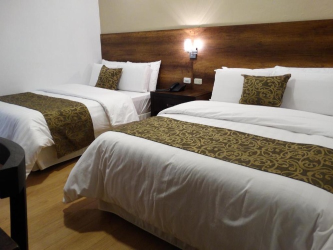 Standard Triple room