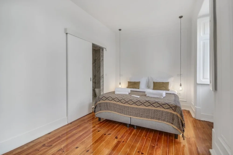 Standard Double room with balcony and with city view
