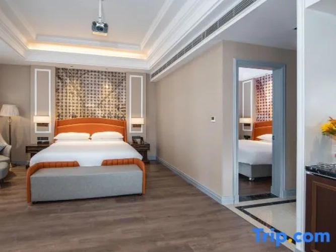 Deluxe Twin Family Suite