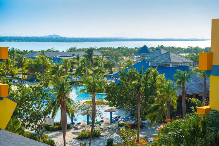 Aston Costa Verde Beach Resort