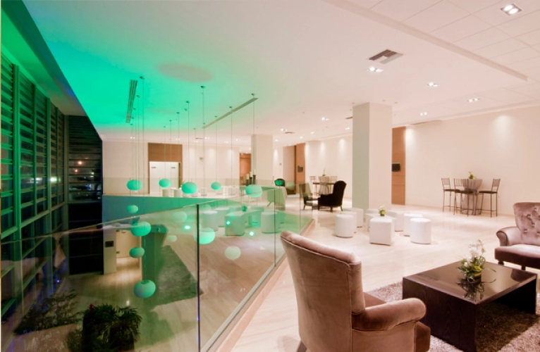 Biotel Suites