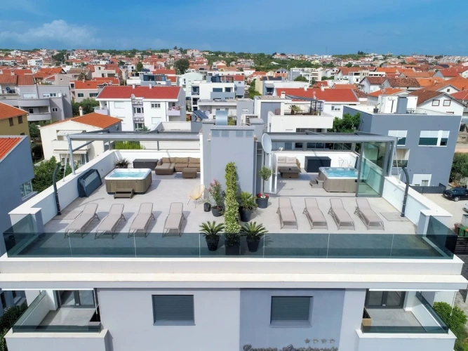 2 Bedrooms Superior Apartment with balcony and with courtyard view