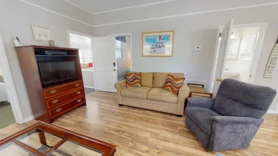 Beach Nugget by Tybee Vacation Rentals