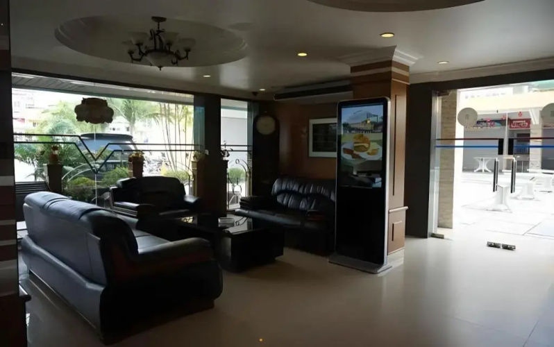 Hotel Holiday Karimun