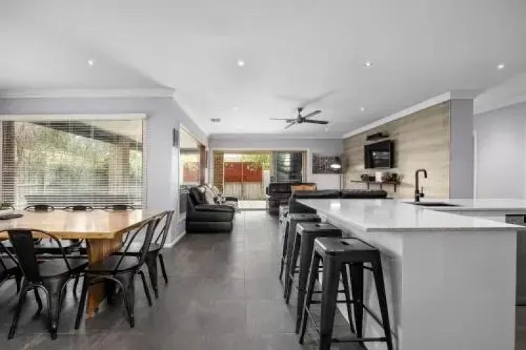Luxury Coastal Escape