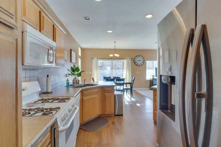 3 Bedrooms Cottage