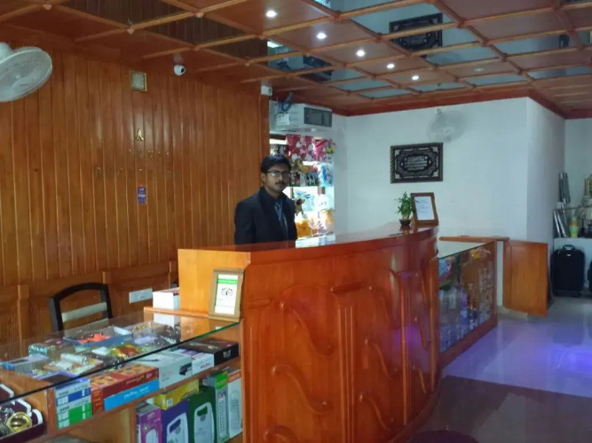 Alakkal Residency