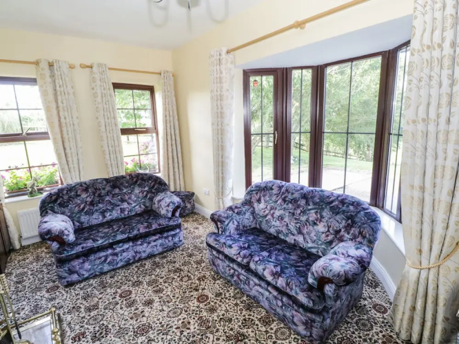 Belladrihid Cottage
