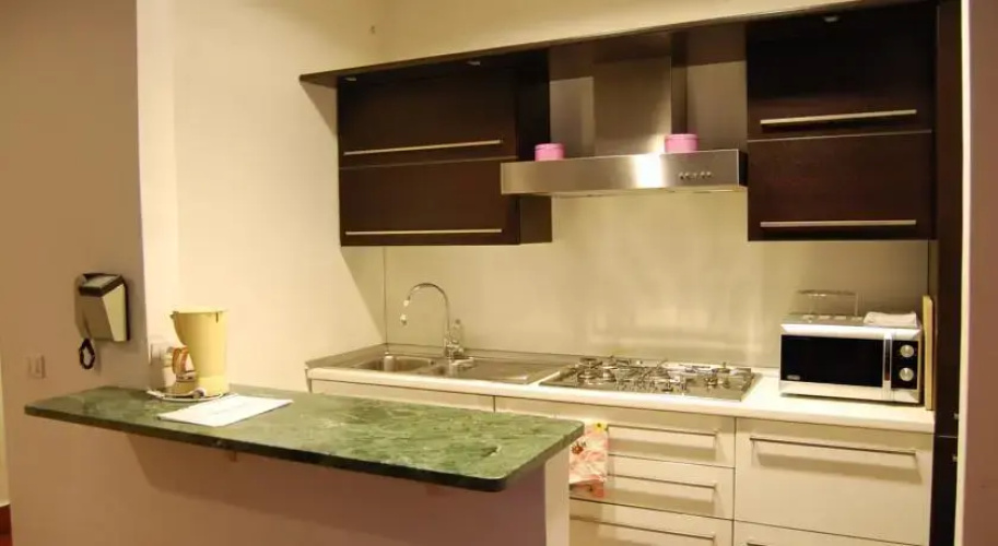 Rsh Guardiola Apartments