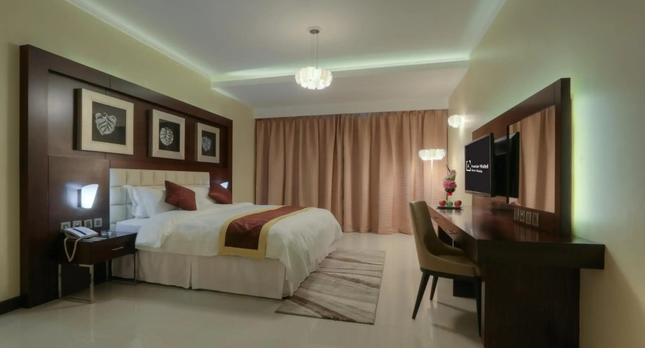Premier Hotel