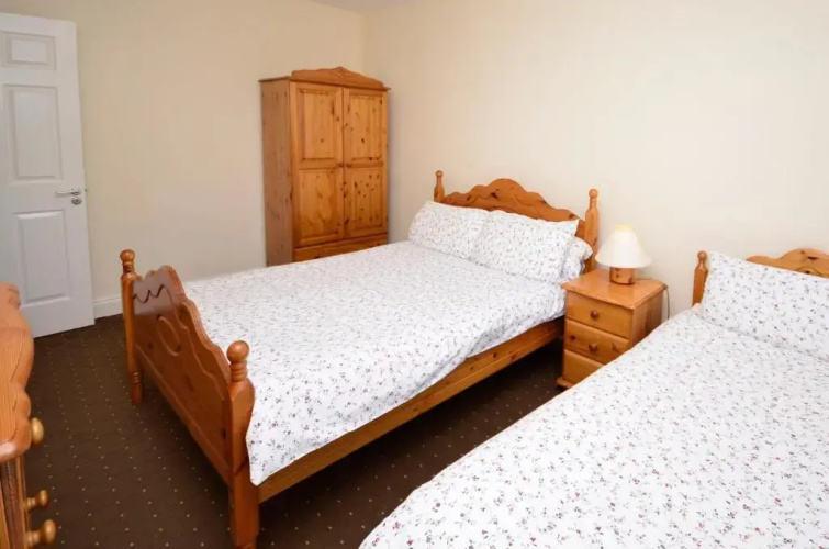 Cottage 323 - Cleggan