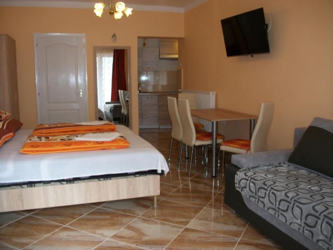 Standard Quadruple room with mountain view