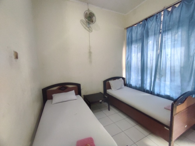 Economy Twin room
