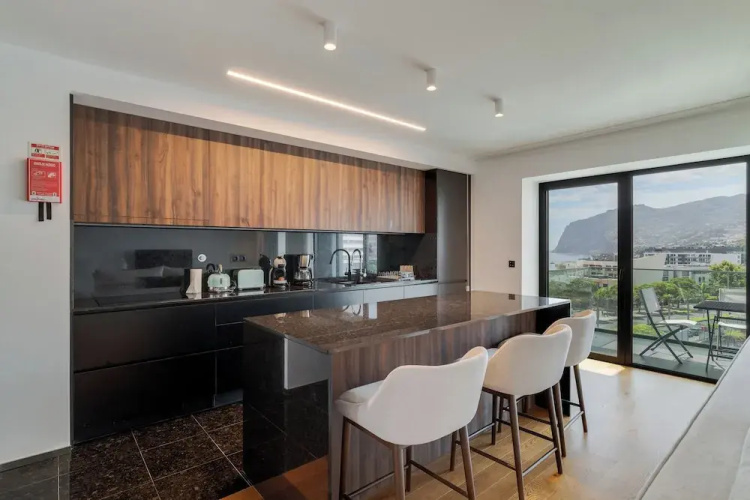Oceanview Pearl Apartment
