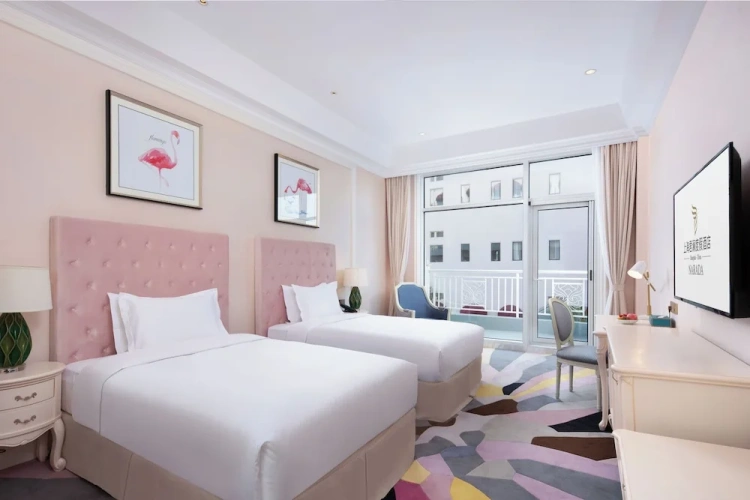 Luxury Twin room