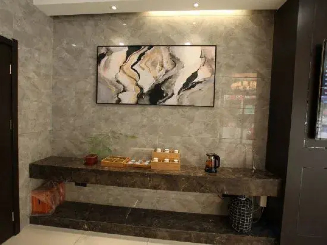 Dige Yijia Hotel
