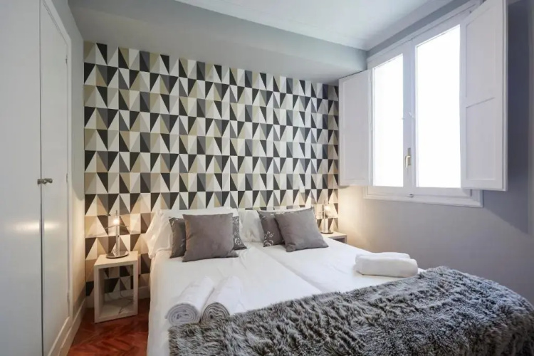 LEEWAYS APARTMENT V in ALCALÁ 99