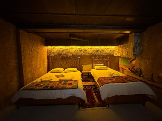 Economy Triple room