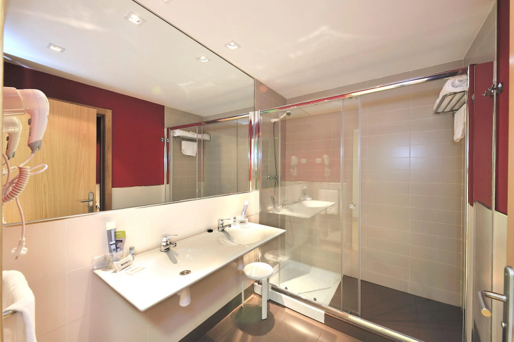 Hotel Naval Sestao