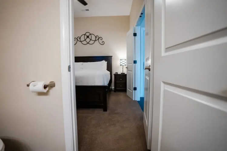 1 Bedroom Lake View Villa - Unit 302