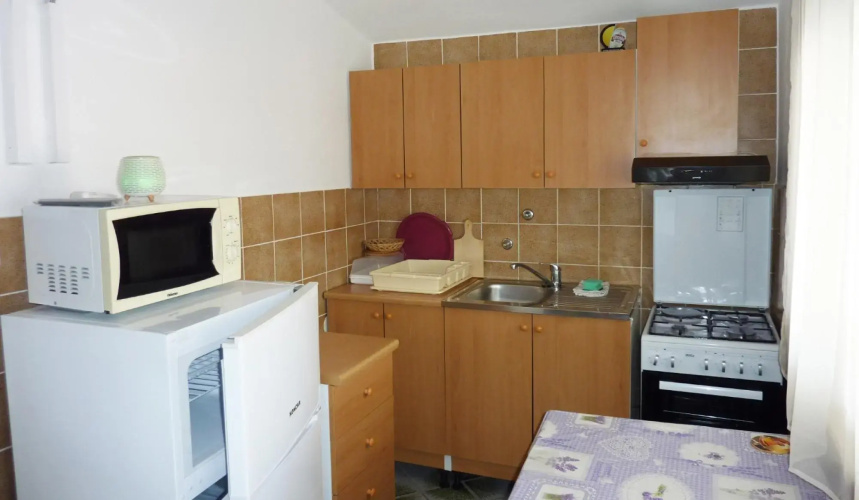 Bozica 70m from the beach & parking A3