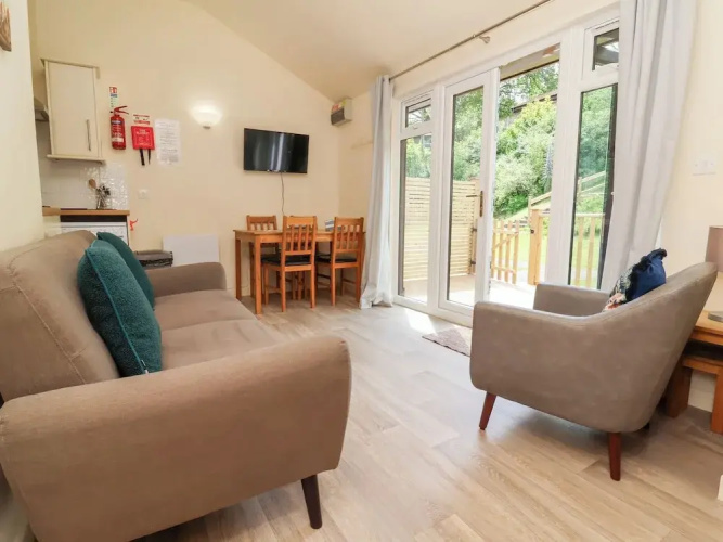 Chalet Log Cabin L6