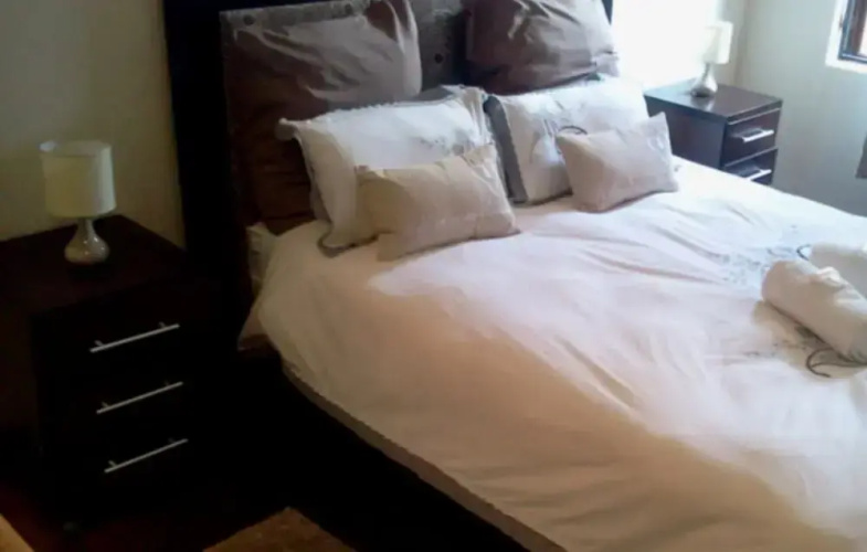 T.Recall Guest House
