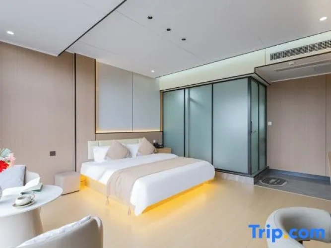 Standard Double room with view