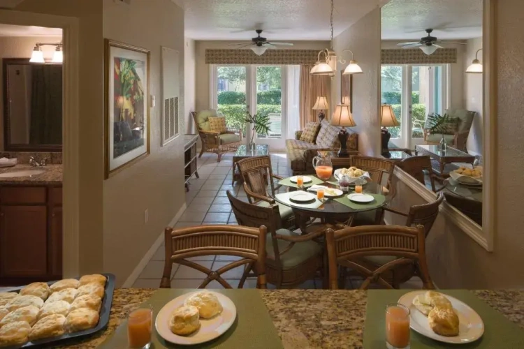 2 Bedrooms Quadruple Apartment