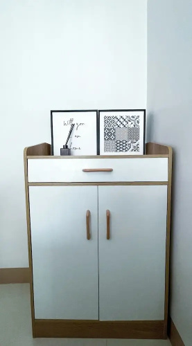 A Simple Yet Cozy Studio