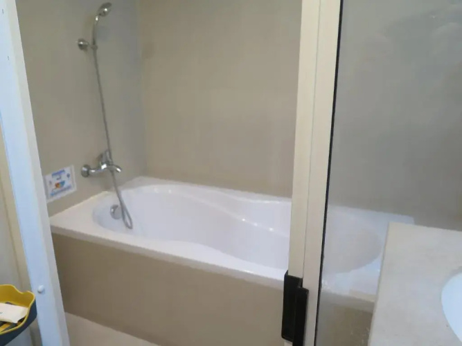 7C - 2 Bedroom Downtown Apartment With Shared Pool