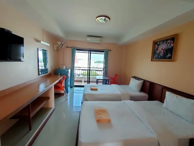 Standard Twin room