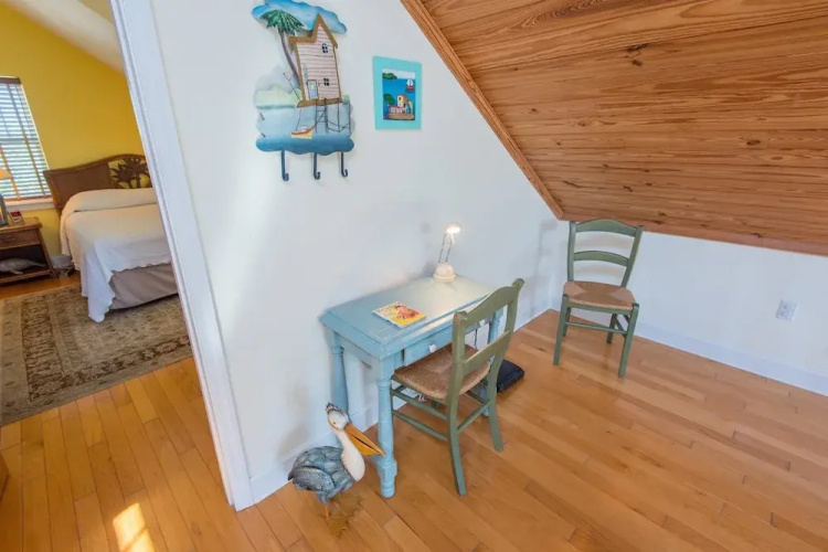 Waters Edge Cottage Apartment 3