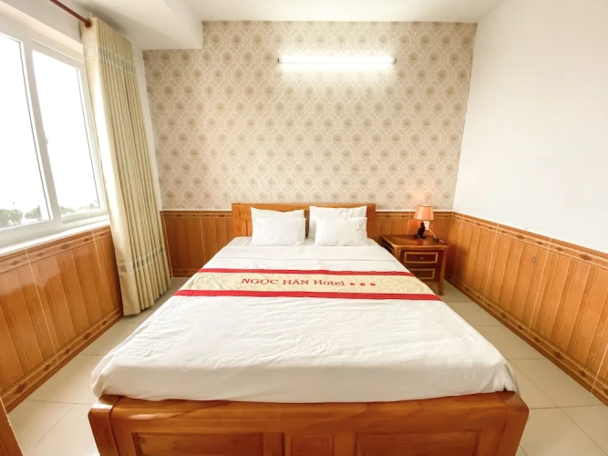 Standard Double room with city view